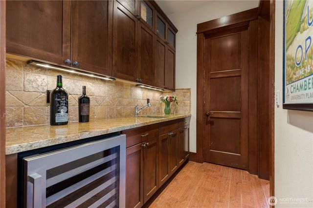 36207 SE Saint Andrews Lane, Snoqualmie, WA 98065
