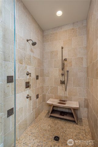 36207 SE Saint Andrews Lane, Snoqualmie, WA 98065