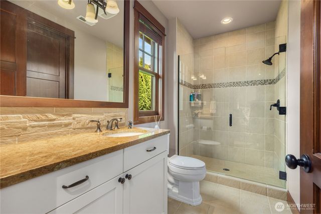 36207 SE Saint Andrews Lane, Snoqualmie, WA 98065