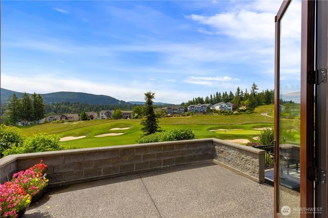36207 SE Saint Andrews Lane, Snoqualmie, WA 98065