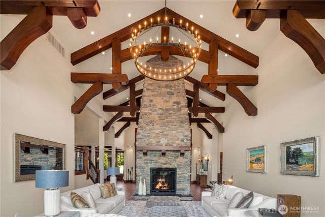 36207 SE Saint Andrews Lane, Snoqualmie, WA 98065