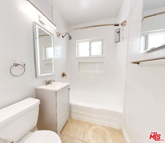 4962 S Centinela Avenue, Los Angeles, CA 90066