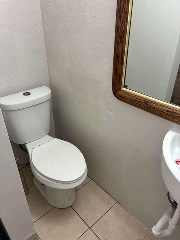 1329 NW 8th Avenue A, Fort Lauderdale, FL 33311