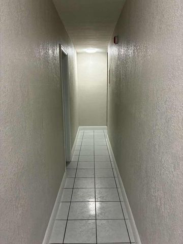 1329 NW 8th Avenue A, Fort Lauderdale, FL 33311