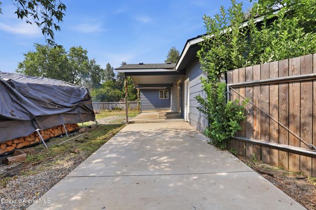 243 E Jensen DR, Hayden, ID 83835