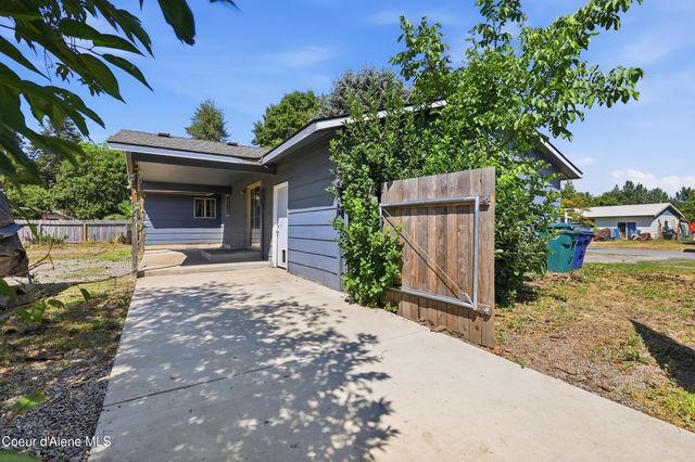 243 E Jensen DR, Hayden, ID 83835