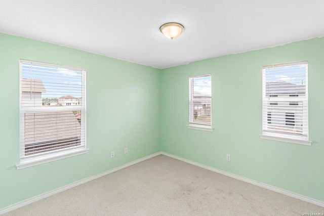 14319 Breakline Way, Elmendorf, TX 78112