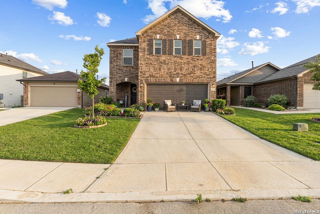 14319 Breakline Way, Elmendorf, TX 78112