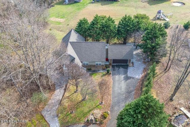 830 Mountain Grove Lane, Seymour, TN 37865