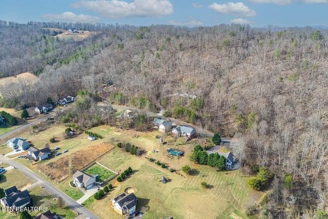 830 Mountain Grove Lane, Seymour, TN 37865