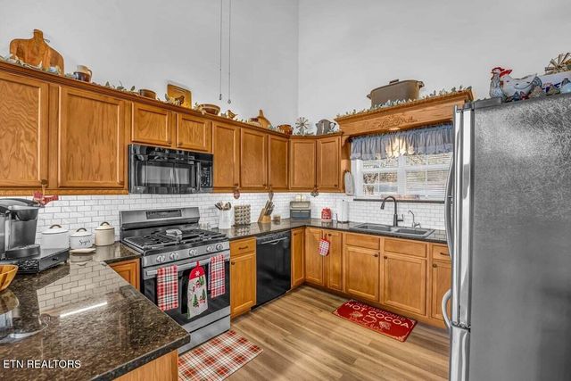 830 Mountain Grove Lane, Seymour, TN 37865