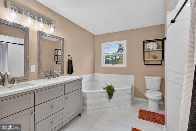 73 HADDON AVE, Gibbsboro, NJ 08026