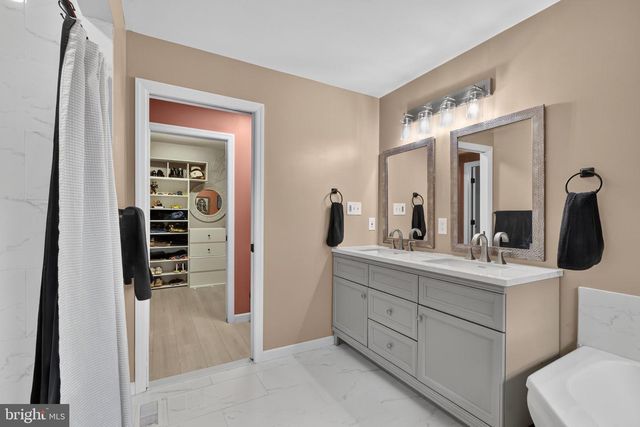 73 HADDON AVE, Gibbsboro, NJ 08026