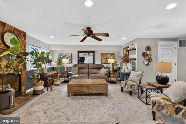 73 HADDON AVE, Gibbsboro, NJ 08026
