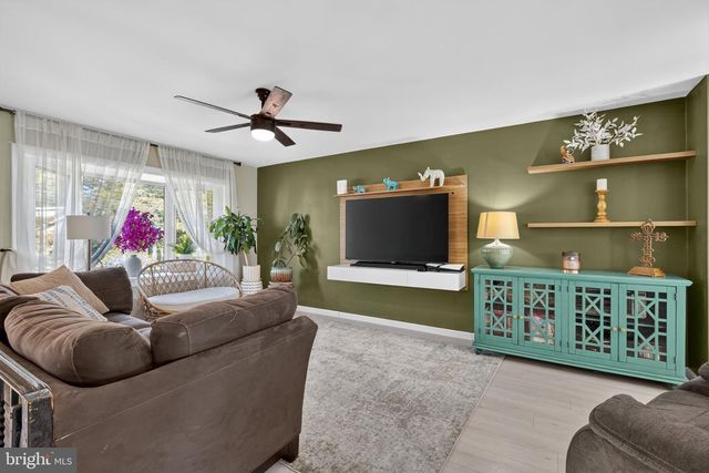 73 HADDON AVE, Gibbsboro, NJ 08026