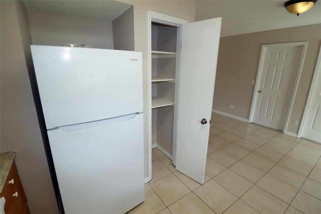 Image 28 of property listing at 109 E CHESTER STREET, Clermont, FL 34715