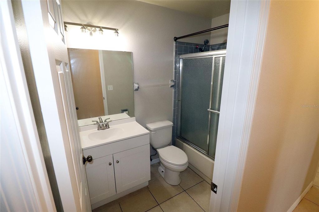 Image 32 of property listing at 109 E CHESTER STREET, Clermont, FL 34715