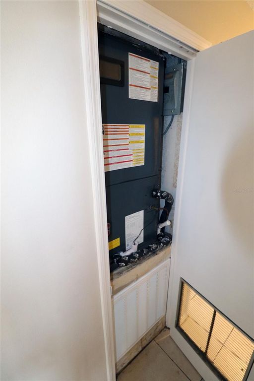 Image 49 of property listing at 109 E CHESTER STREET, Clermont, FL 34715