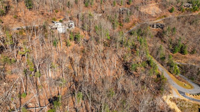 56 Finch Drive, Asheville, NC 28804