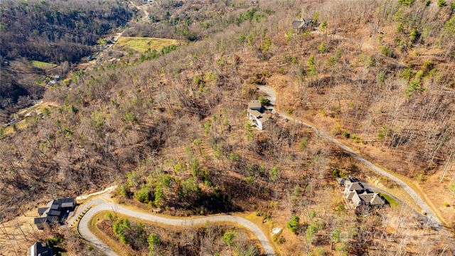 56 Finch Drive, Asheville, NC 28804