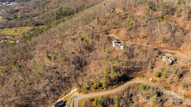 56 Finch Drive, Asheville, NC 28804