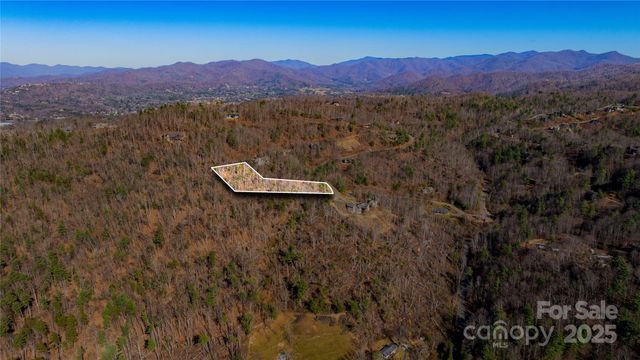 56 Finch Drive, Asheville, NC 28804