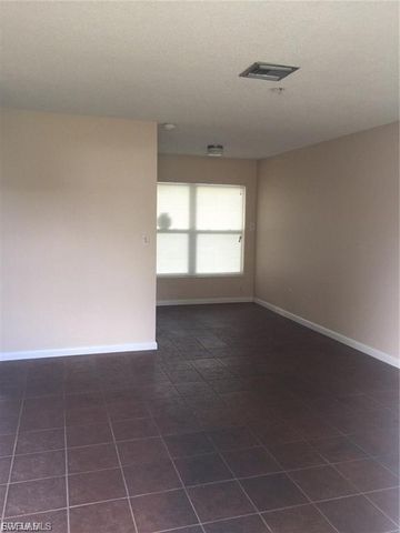 1114 Vineyard PL, Lehigh Acres, FL 33936