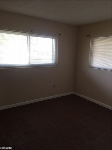 1114 Vineyard PL, Lehigh Acres, FL 33936