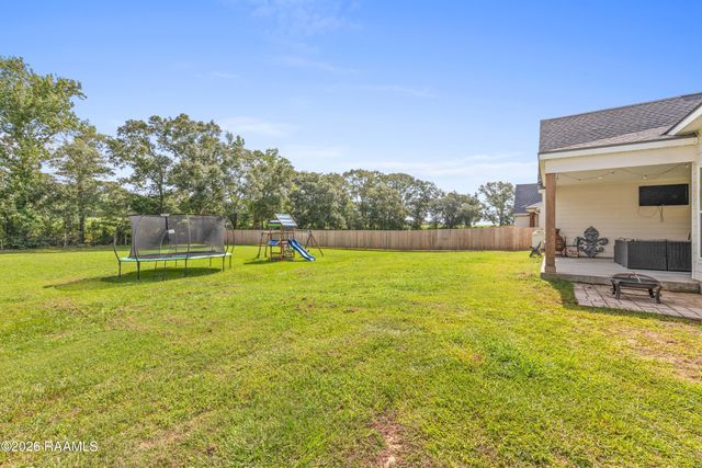 5306 Belvedere East Drive, Youngsville, LA 70592