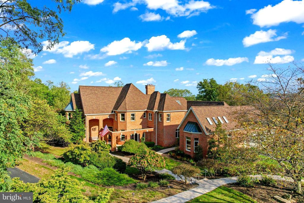 133 JEFF LANE, Hummelstown, PA 17036
