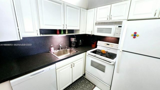 182 Ellesmere D 182 182, Deerfield Beach, FL 33442