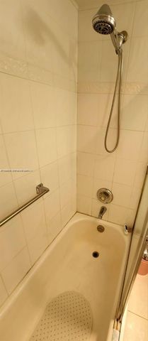 182 Ellesmere D 182 182, Deerfield Beach, FL 33442