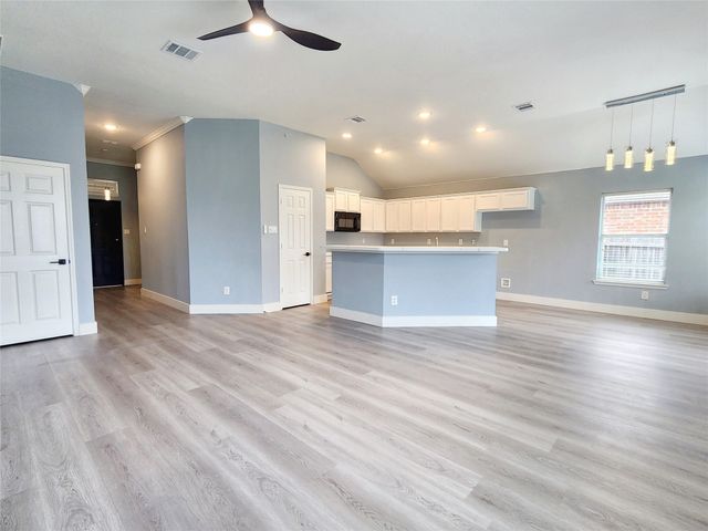 1028 Ingram Drive, Forney, TX 75126