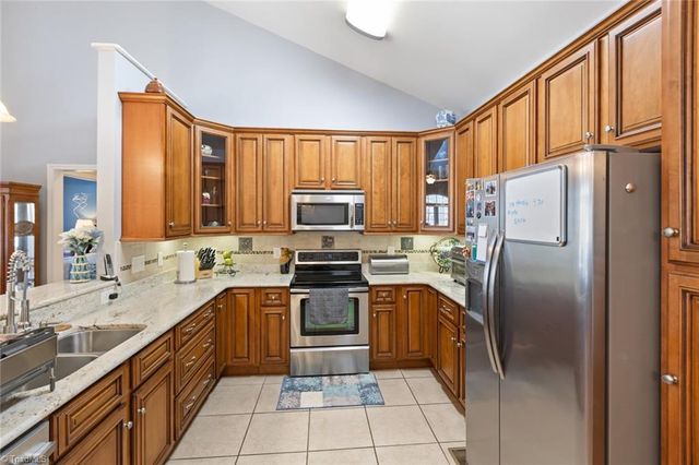 2668 Mountain Oak View Drive, Asheboro, NC 27205