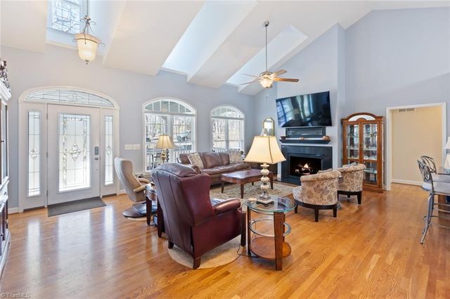 2668 Mountain Oak View Drive, Asheboro, NC 27205