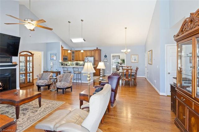 2668 Mountain Oak View Drive, Asheboro, NC 27205