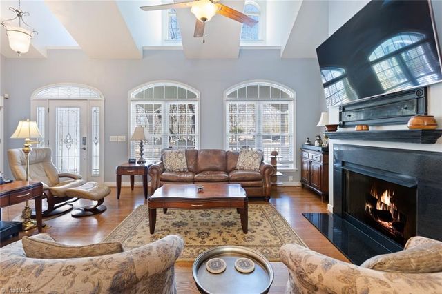 2668 Mountain Oak View Drive, Asheboro, NC 27205