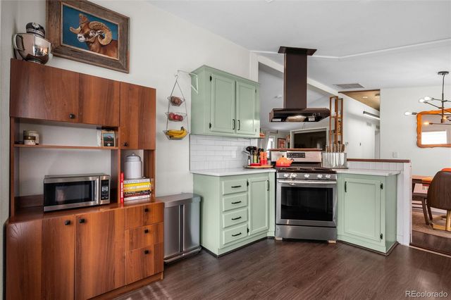 1436 Knox Court, Denver, CO 80204