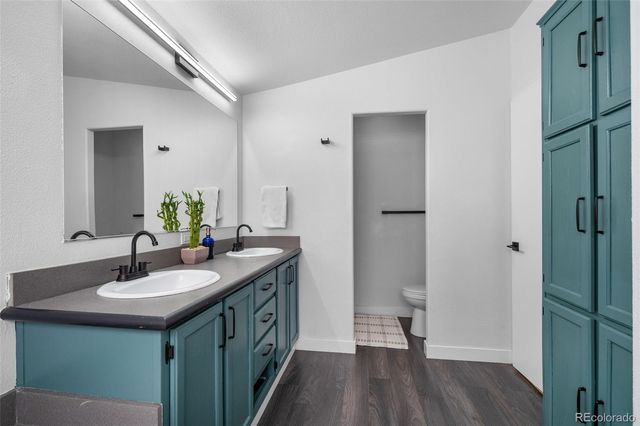 1436 Knox Court, Denver, CO 80204