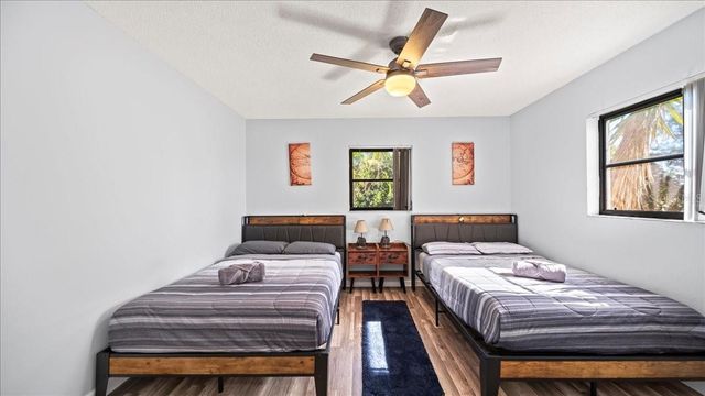 11195 SEABREEZE AVENUE, Port Charlotte, FL 33981