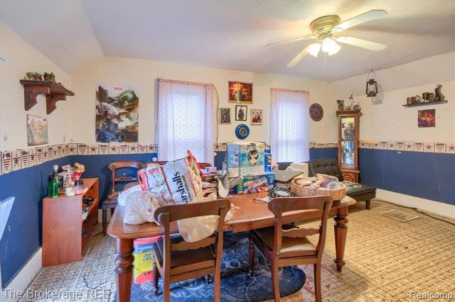 4422 N Lapeer Road, Columbiaville, MI 48421