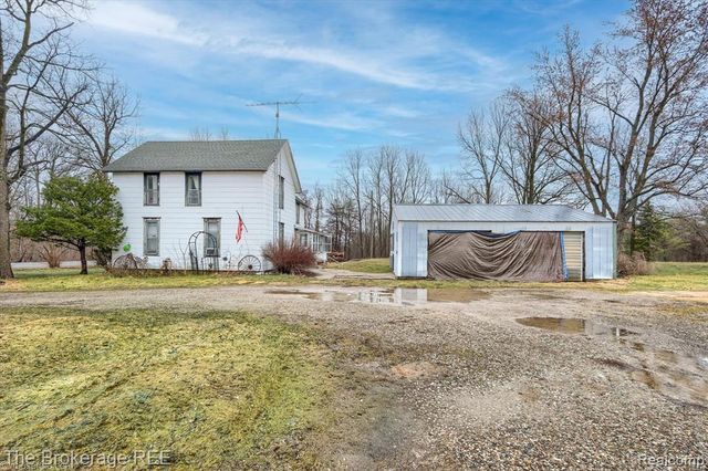 4422 N Lapeer Road, Columbiaville, MI 48421