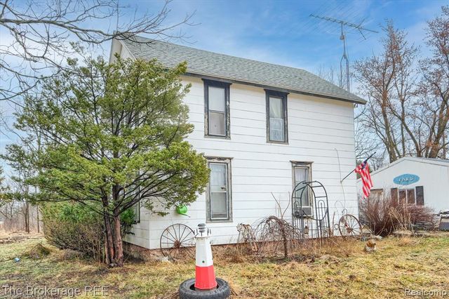 4422 N Lapeer Road, Columbiaville, MI 48421