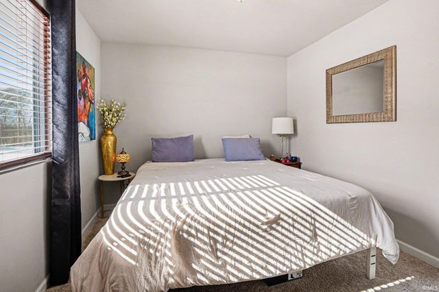 2065 Bennington Drive, Mishawaka, IN 46514