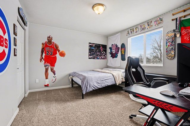 2065 Bennington Drive, Mishawaka, IN 46514