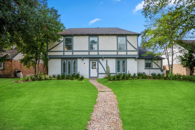 5122 Foresthaven Drive, Houston, TX 77066