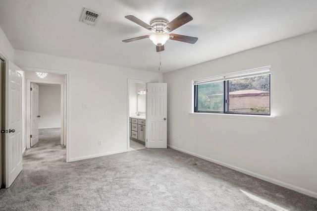 5122 Foresthaven Drive, Houston, TX 77066