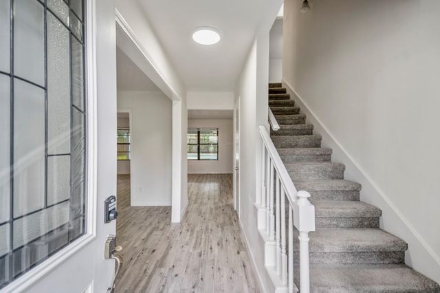 5122 Foresthaven Drive, Houston, TX 77066