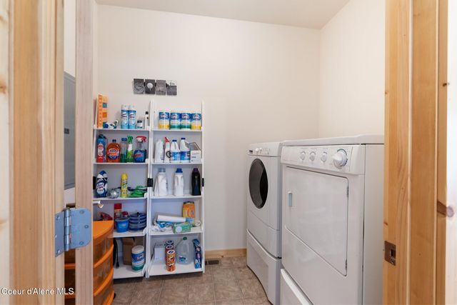 108 Ironwood DR, Blanchard, ID 83804