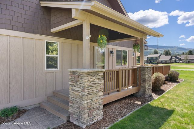 108 Ironwood DR, Blanchard, ID 83804